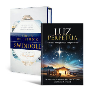 Luz perpetua: un viaje de la promesa a la presencia (firmado) + Biblia de Estudio Swindoll NTV - tapa dura
