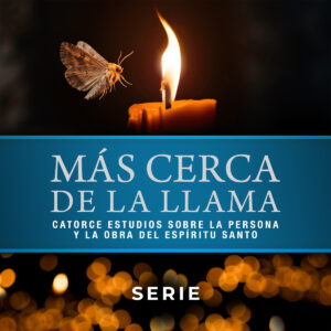 Más cerca de la llama